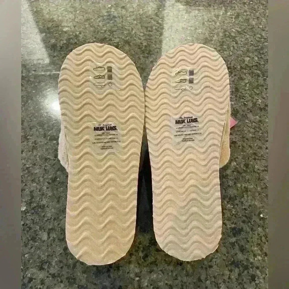 The Original Muk Luks Women Slippers Medium 7-8 NWT - Picture 7 of 7